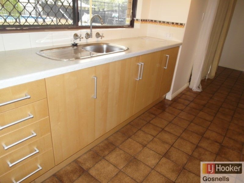 7 Clovertree Street, Maddington WA 6109