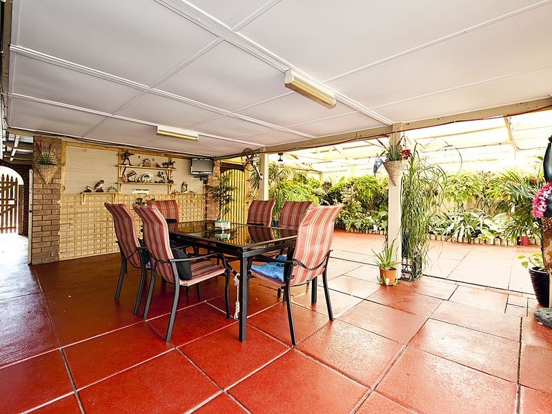 36 Windsor Drive, Gosnells WA 6110