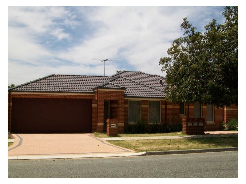 1/162 Hicks Street, Gosnells WA 6110