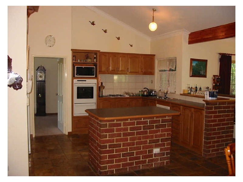 15 Hilltop Place, Kelmscott WA 6111