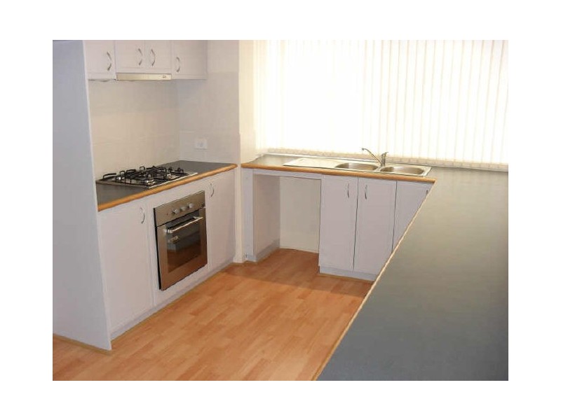 1/8 Muriel Street, Gosnells WA 6110