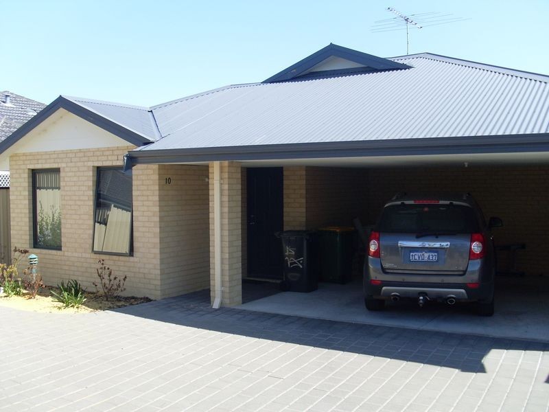 10/12 Holland Street, Gosnells WA 6110