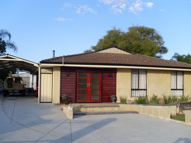 72 Eudoria Street, Gosnells WA 6110