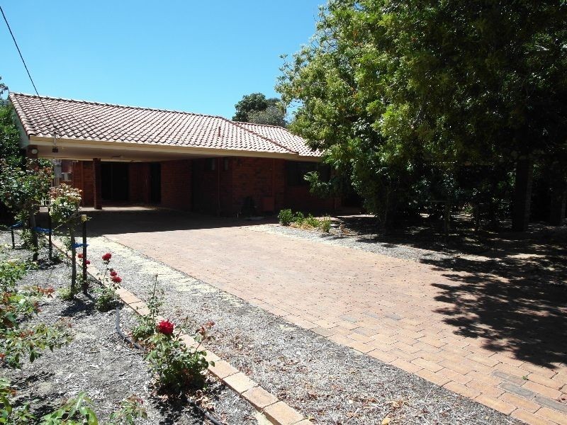 114 Astley Street, Gosnells WA 6110