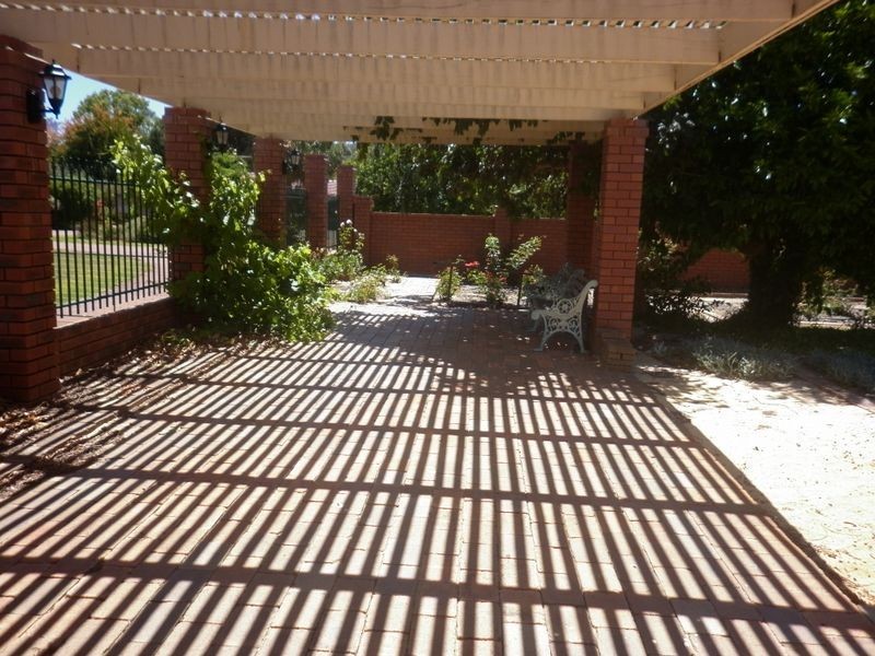114 Astley Street, Gosnells WA 6110