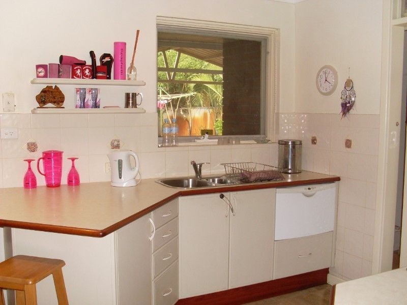 18 Orelstone, Gosnells WA 6110