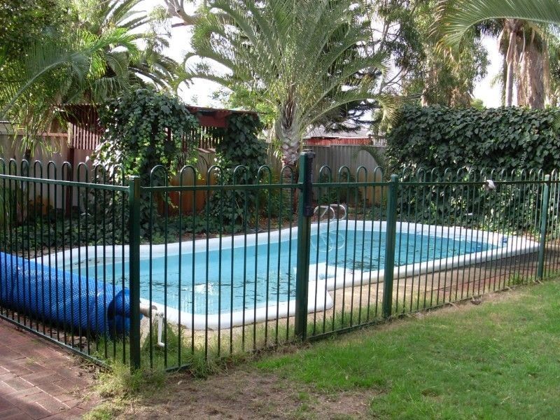 18 Orelstone, Gosnells WA 6110