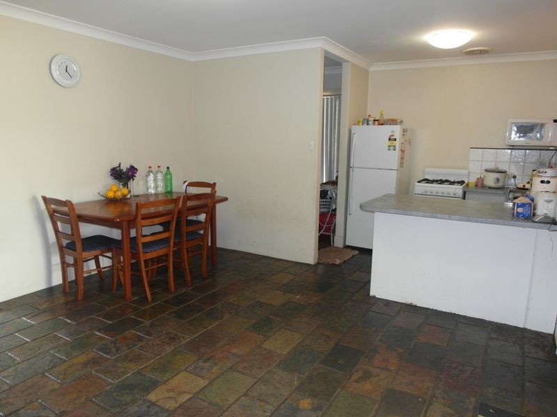 61 Swingler Way, Gosnells WA 6110
