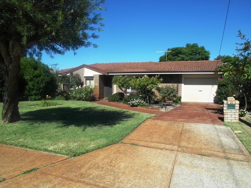 21 Dwyer Crescent, Gosnells WA 6110