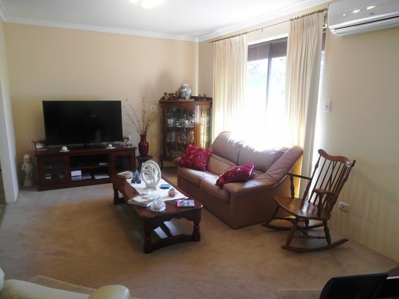 21 Dwyer Crescent, Gosnells WA 6110