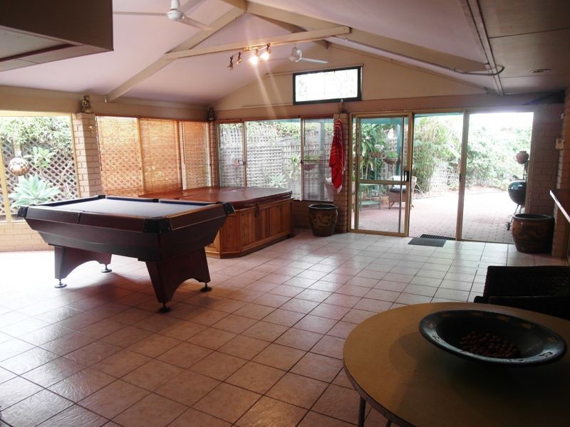 10 Sovereign Drive, Thornlie WA 6108