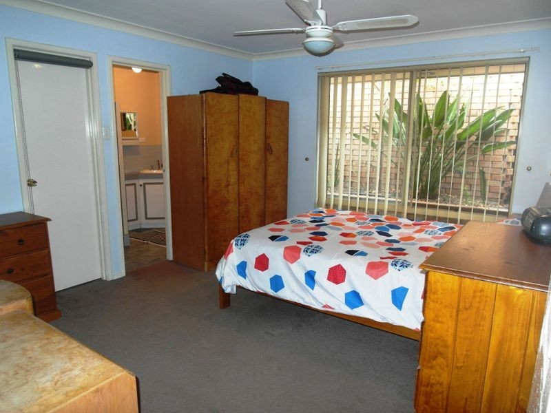 10 Sovereign Drive, Thornlie WA 6108