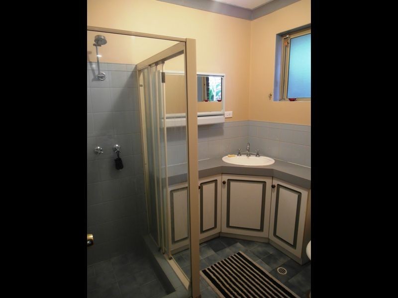 10 Sovereign Drive, Thornlie WA 6108