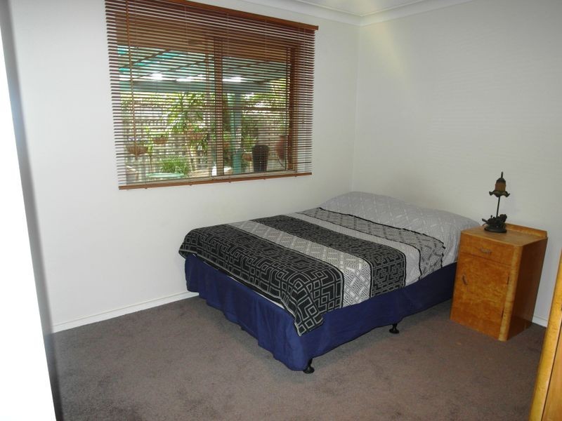 10 Sovereign Drive, Thornlie WA 6108