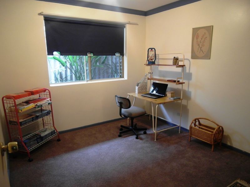 10 Sovereign Drive, Thornlie WA 6108