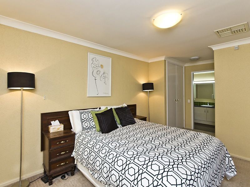 2 Jenkinson Street, Gosnells WA 6110