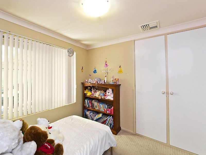 2 Jenkinson Street, Gosnells WA 6110