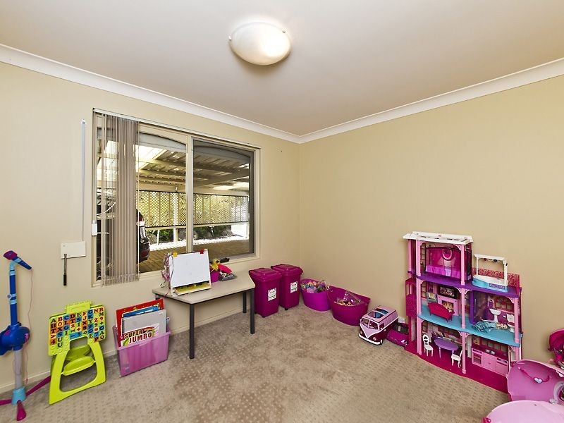 2 Jenkinson Street, Gosnells WA 6110