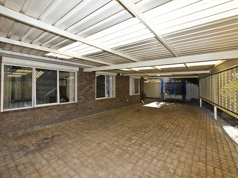 2 Jenkinson Street, Gosnells WA 6110