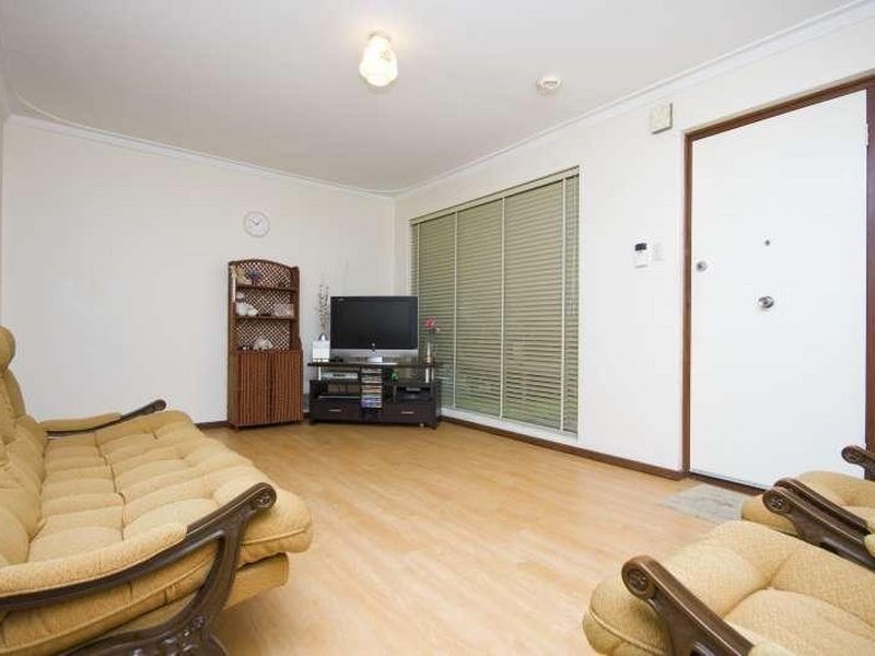 1 Eudoria Street, Gosnells WA 6110