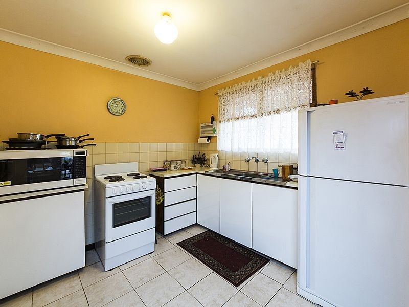 2A Watson Street, Gosnells WA 6110