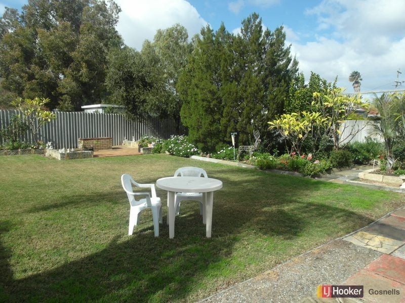 56 Wooramel Crescent, Gosnells WA 6110