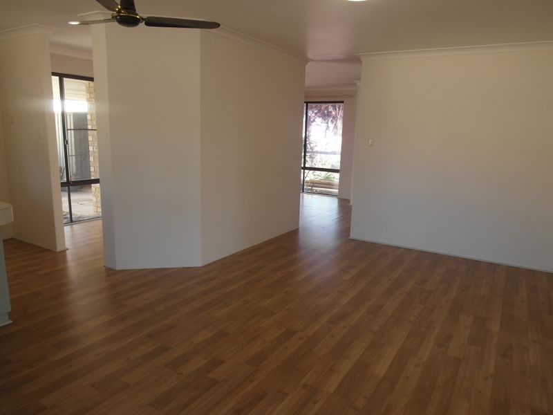 8 Jacana Place, Gosnells WA 6110