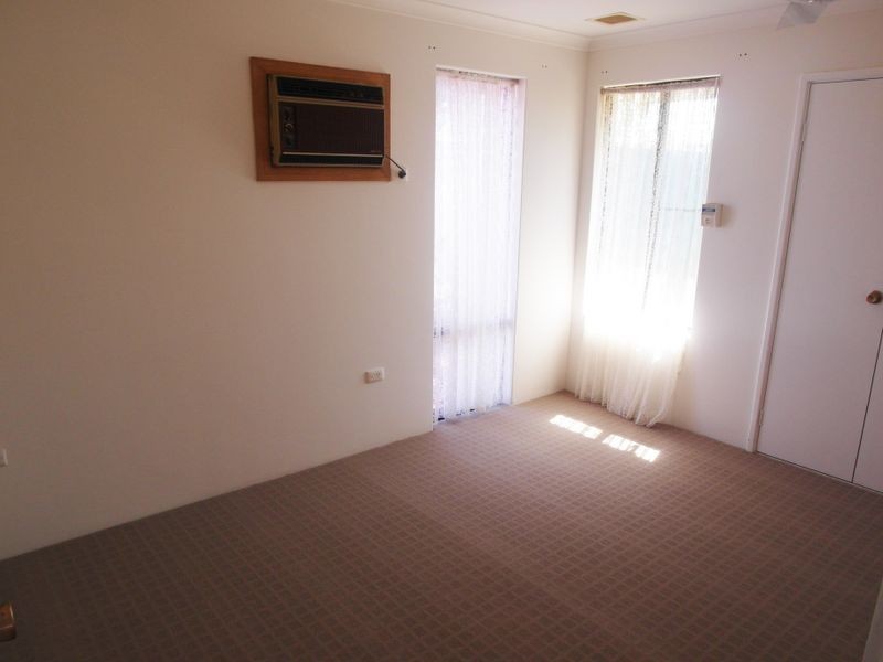 8 Jacana Place, Gosnells WA 6110