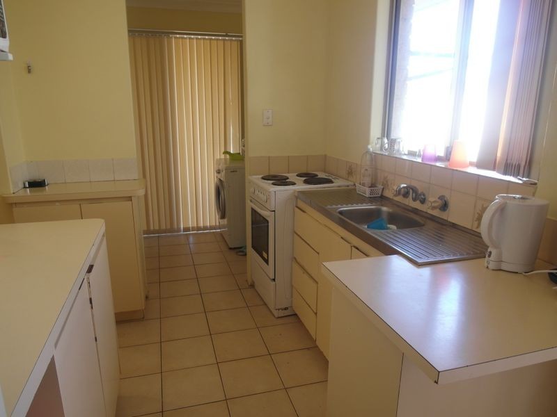 1/25 Quarram Way, Gosnells WA 6110