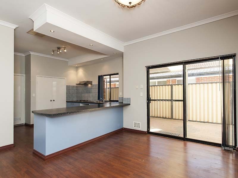 11 Prince Regent Blvd, Gosnells WA 6110
