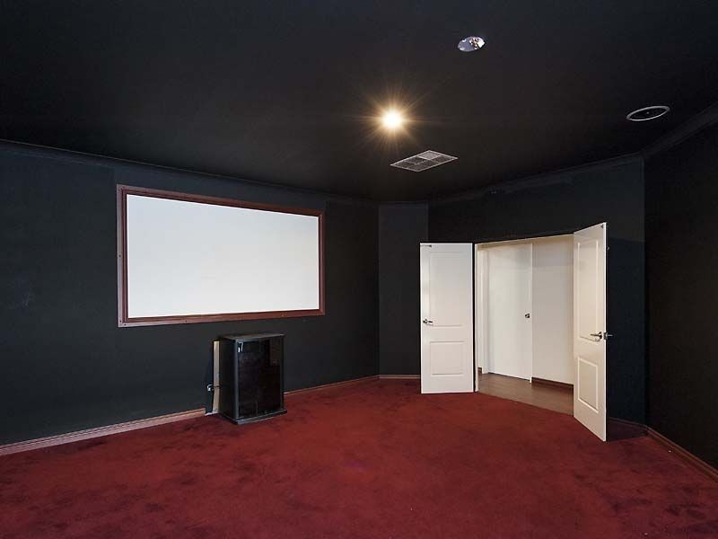 11 Prince Regent Blvd, Gosnells WA 6110