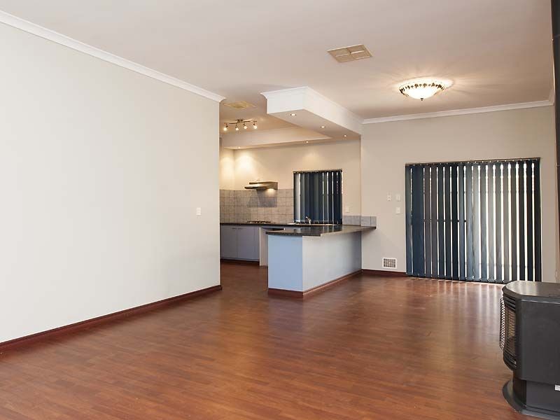 11 Prince Regent Blvd, Gosnells WA 6110