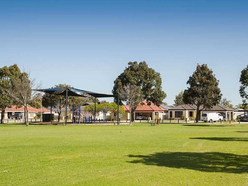 11 Prince Regent Blvd, Gosnells WA 6110