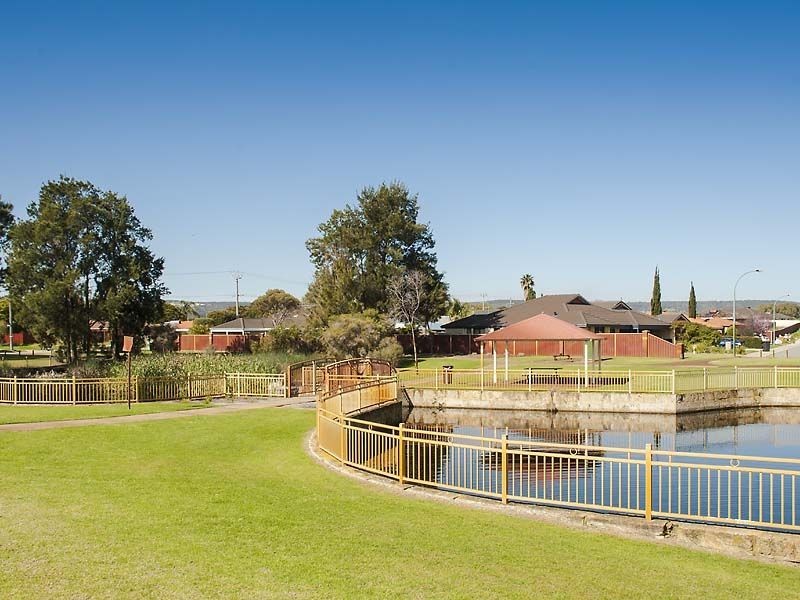 11 Prince Regent Blvd, Gosnells WA 6110