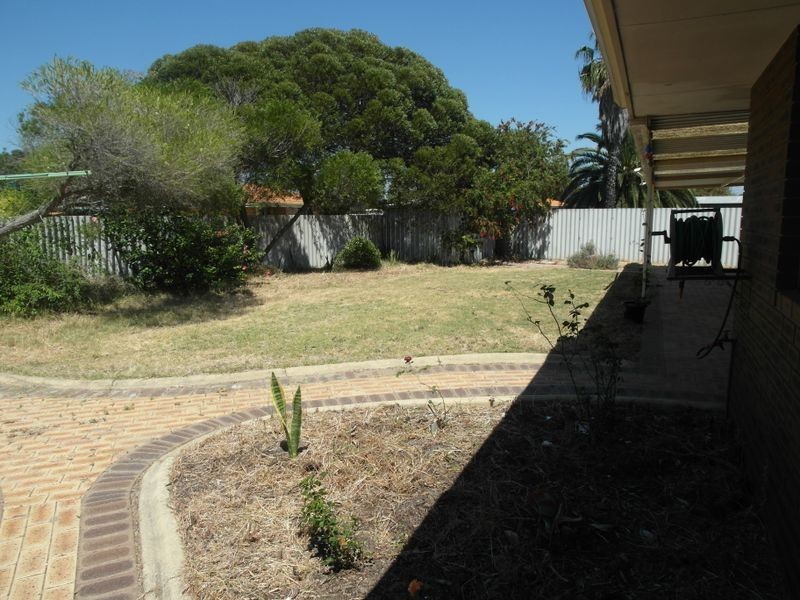 11 Miranda Way, Gosnells WA 6110