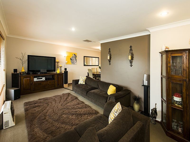 44 Durack Crescent, Gosnells WA 6110