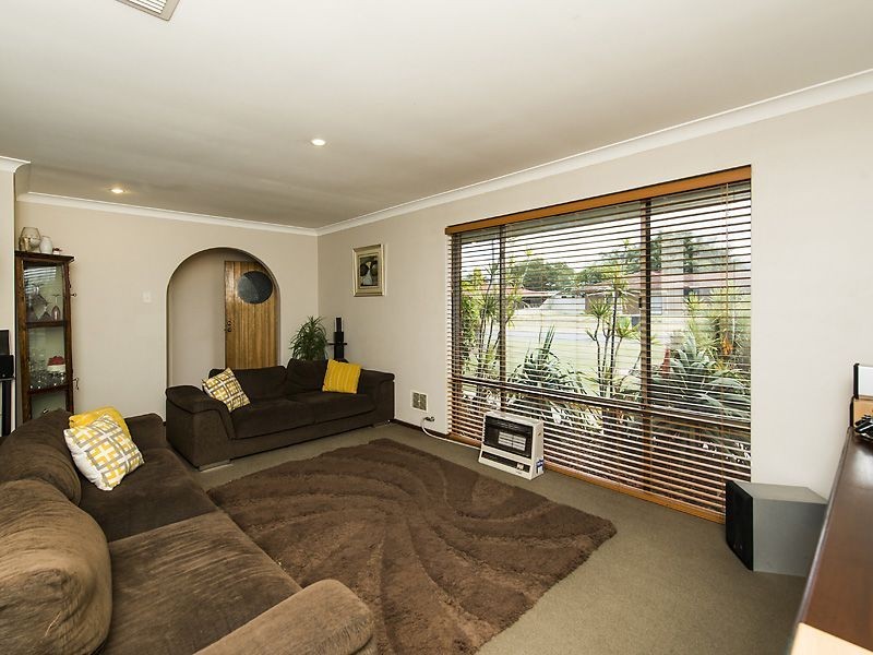 44 Durack Crescent, Gosnells WA 6110