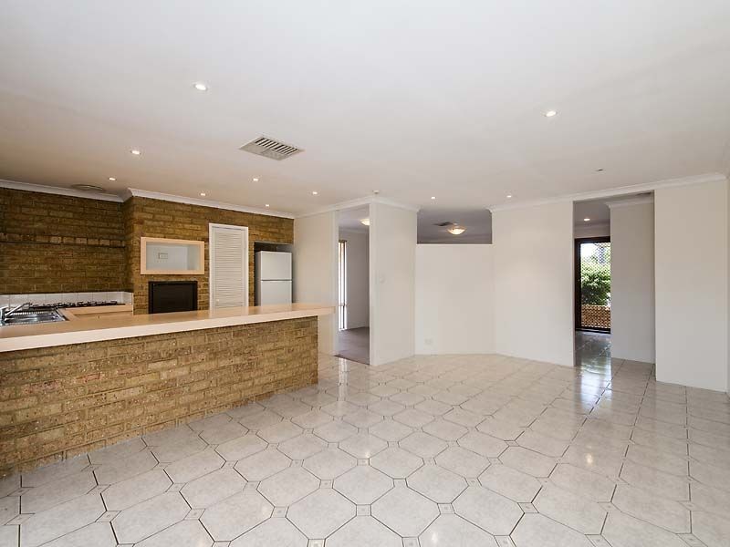 19 Fillmore Way, Gosnells WA 6110