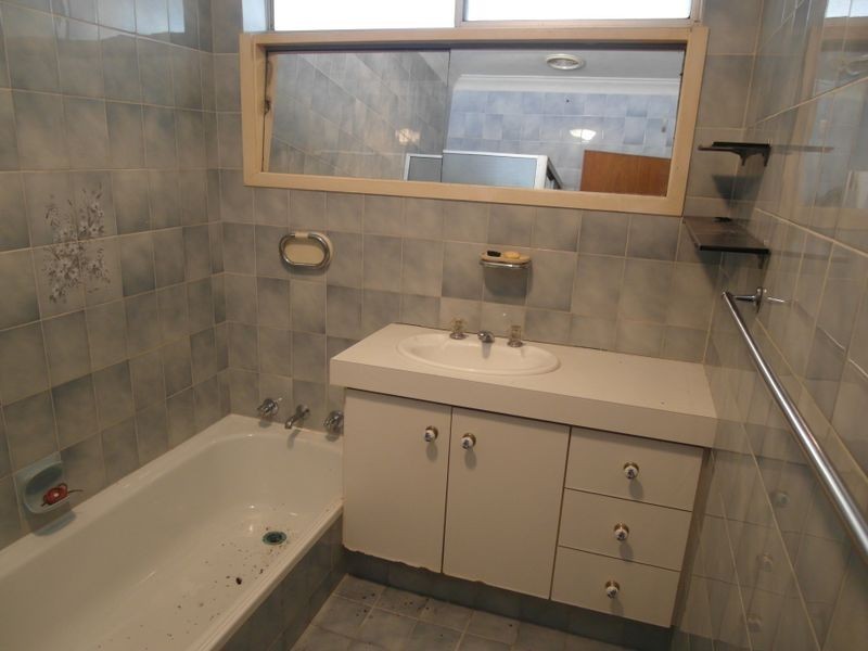 81 Carisbrooke Street, Maddington WA 6109