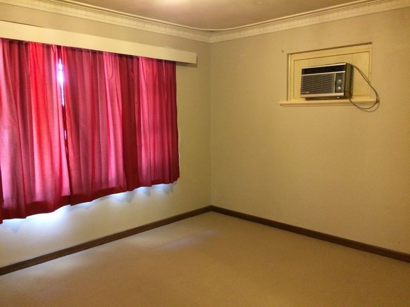 49 May Street, Gosnells WA 6110