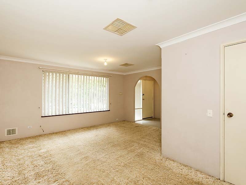 4 Valkyrie Place, Gosnells WA 6110