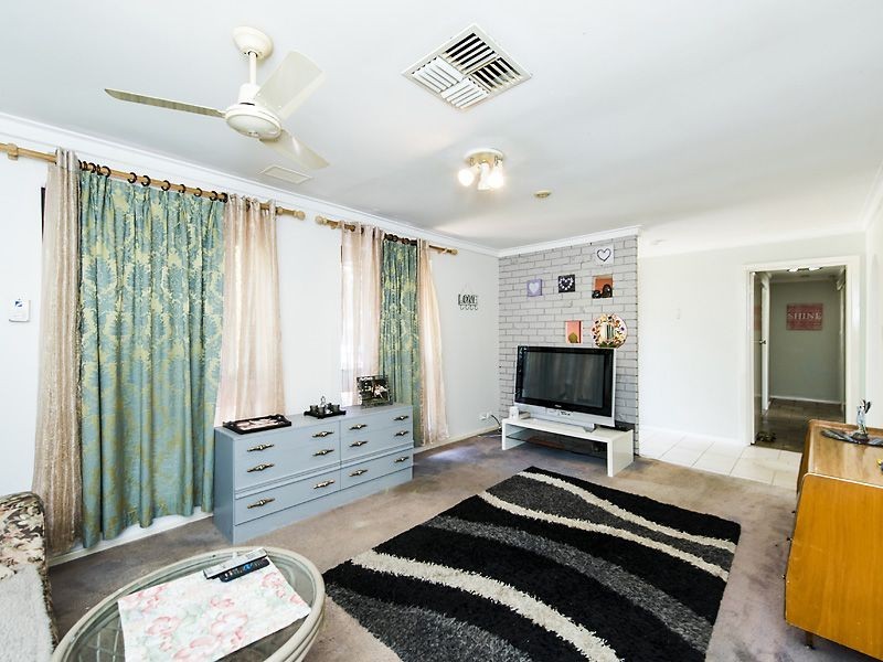 48 Astley Street, Gosnells WA 6110