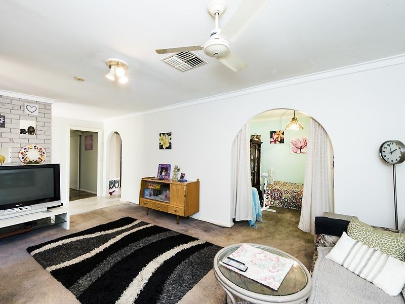 48 Astley Street, Gosnells WA 6110