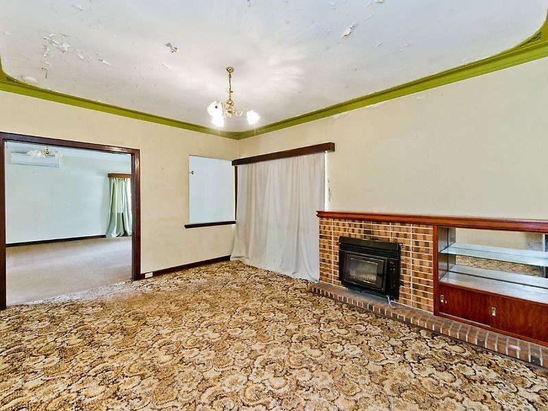 35 Astley Street, Gosnells WA 6110