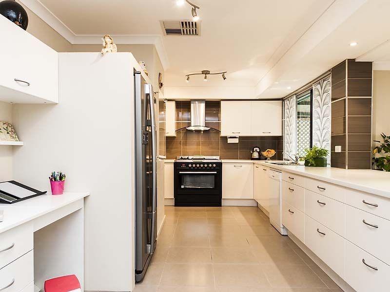 23 Durack Crescent, Gosnells WA 6110