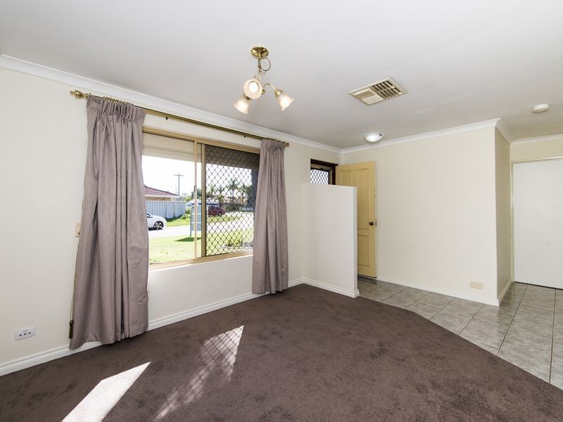 4 Silda Place, Gosnells WA 6110