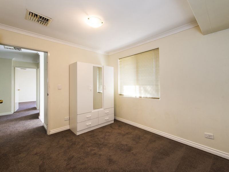 4 Silda Place, Gosnells WA 6110