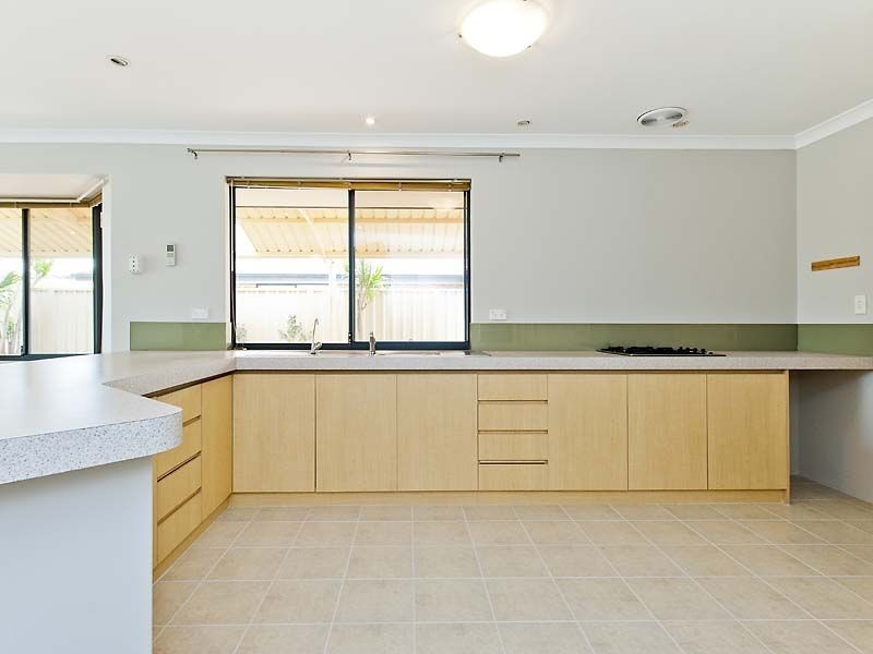 74 Shannon Ramble, Gosnells WA 6110