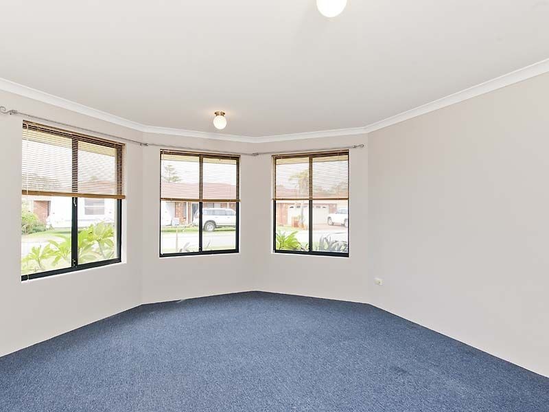 74 Shannon Ramble, Gosnells WA 6110