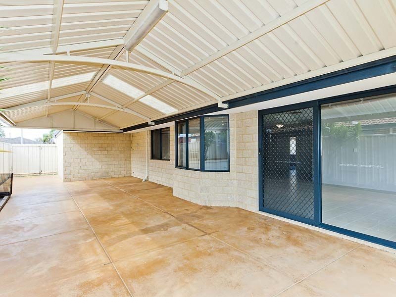 74 Shannon Ramble, Gosnells WA 6110